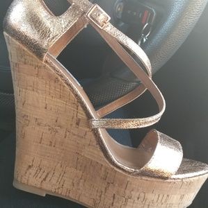 Steve madden size 7 wedges